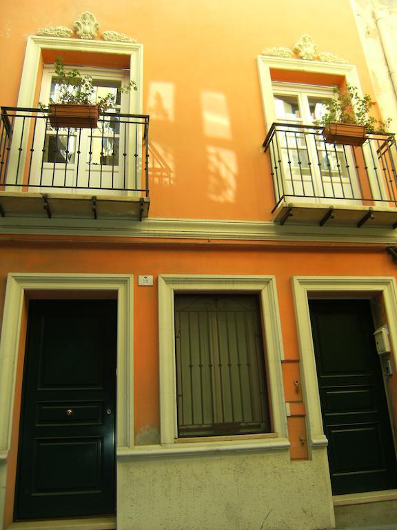 Elizabeth B&B Cagliari Zewnętrze zdjęcie